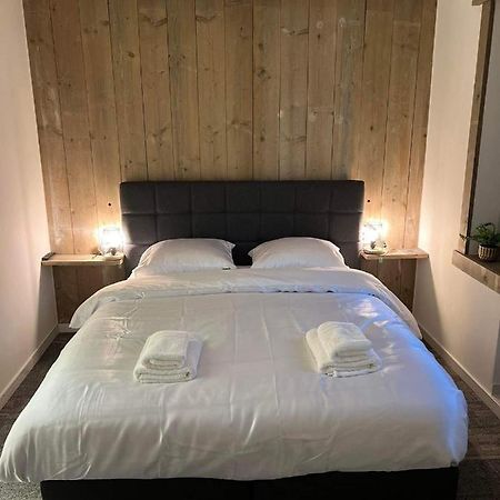Mooie Kamer In Centrum Brugge Met Badkamer Екстер'єр фото