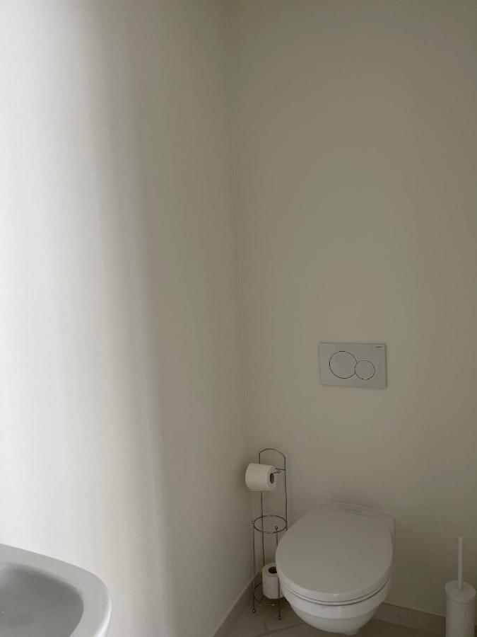 Mooie Kamer In Centrum Brugge Met Badkamer Екстер'єр фото